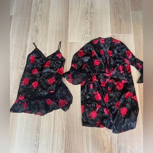 Teddy and robe satin set